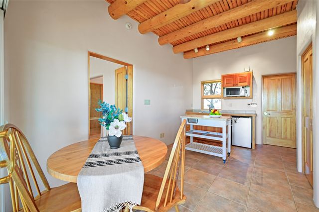 142 Barranca Road, Santa Fe, NM 87501