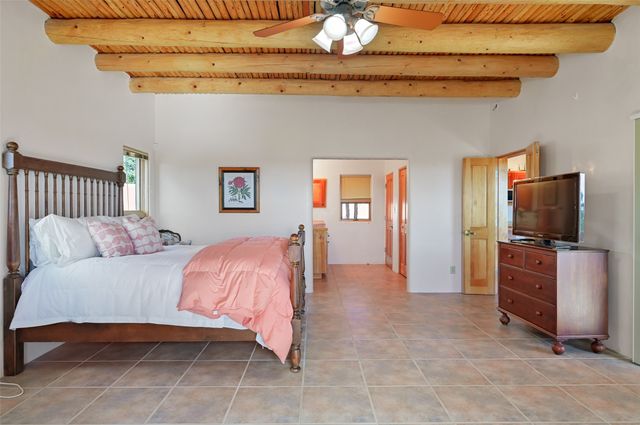 142 Barranca Road, Santa Fe, NM 87501