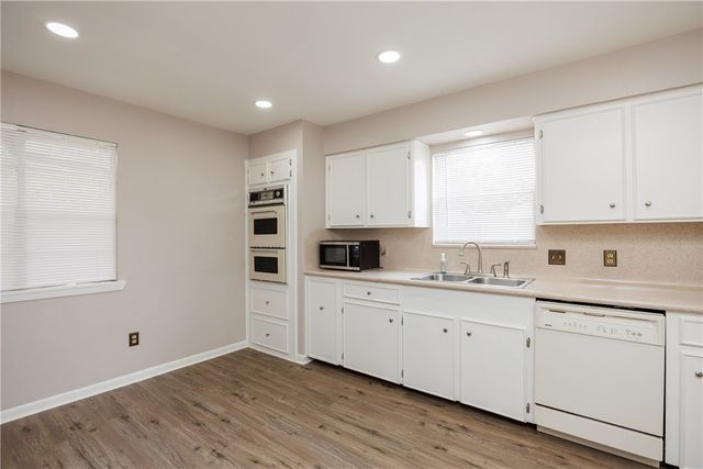 3101 Fair Oaks Dr, Corpus Christi, TX 78410