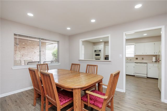 3101 Fair Oaks Dr, Corpus Christi, TX 78410