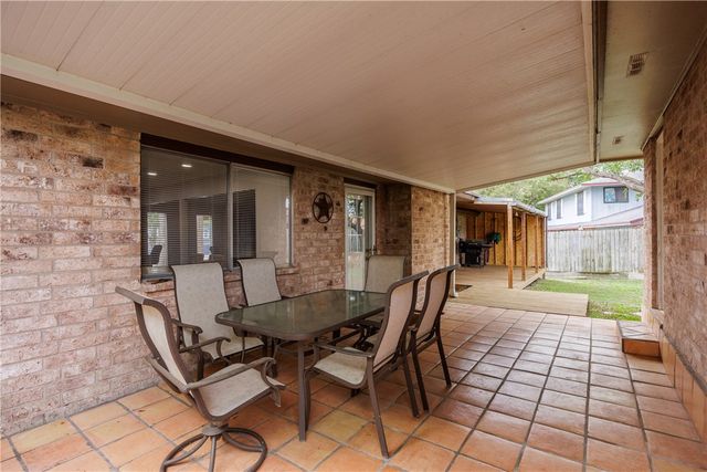 3101 Fair Oaks Dr, Corpus Christi, TX 78410