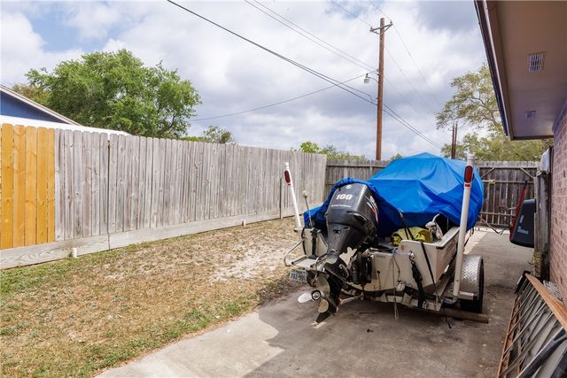 3101 Fair Oaks Dr, Corpus Christi, TX 78410