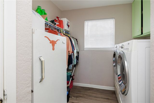 3101 Fair Oaks Dr, Corpus Christi, TX 78410