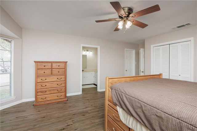 3101 Fair Oaks Dr, Corpus Christi, TX 78410