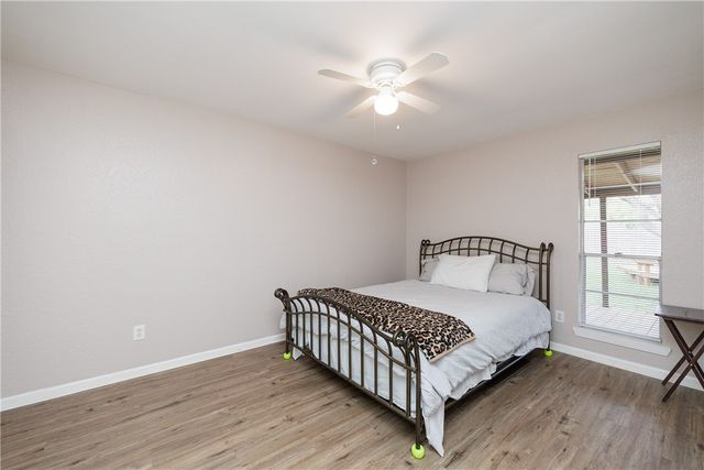 3101 Fair Oaks Dr, Corpus Christi, TX 78410