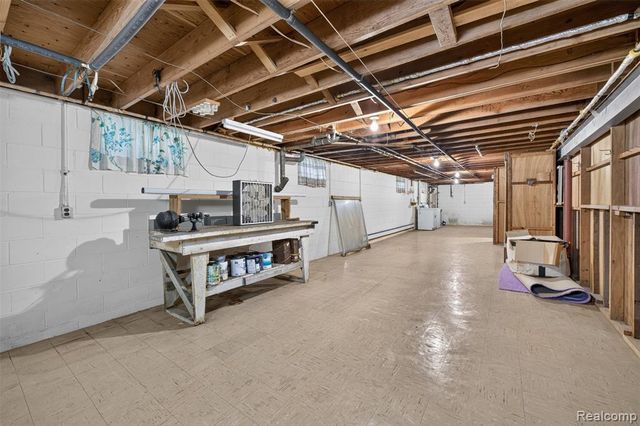 2044 Winthrop Drive, Swartz Creek, MI 48473