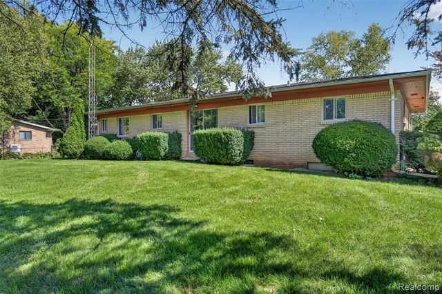 2044 Winthrop Drive, Swartz Creek, MI 48473