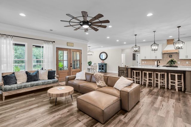 182 Longleaf Drive, Walterboro, SC 29488