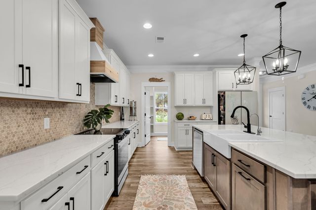 182 Longleaf Drive, Walterboro, SC 29488