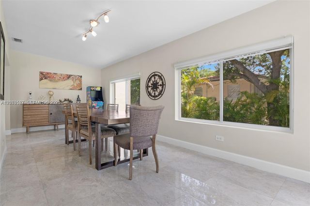 535 SW 39th Avenue, Miami, FL 33134