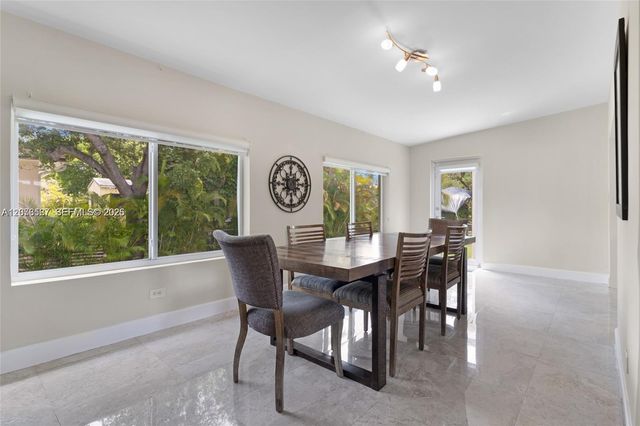 535 SW 39th Avenue, Miami, FL 33134