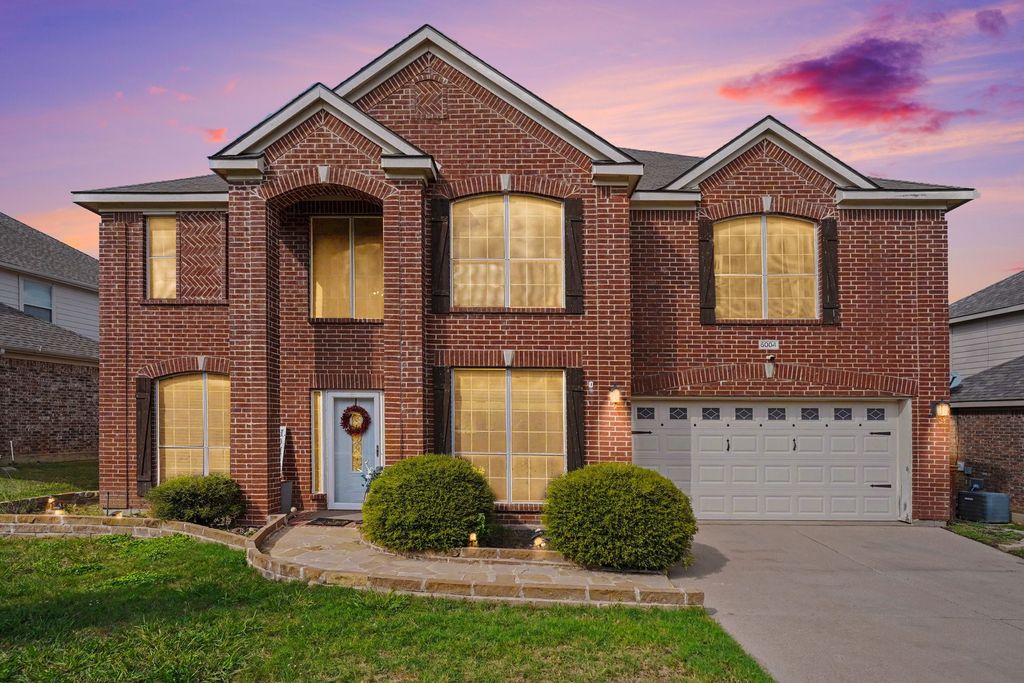 5004 Valleyside Drive, Fort Worth, TX 76123 — exterior