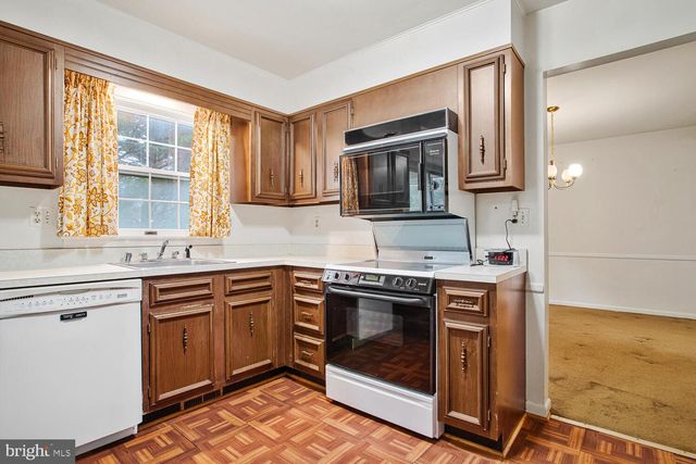 9470 DUNLOGGIN RD, Ellicott City, MD 21042