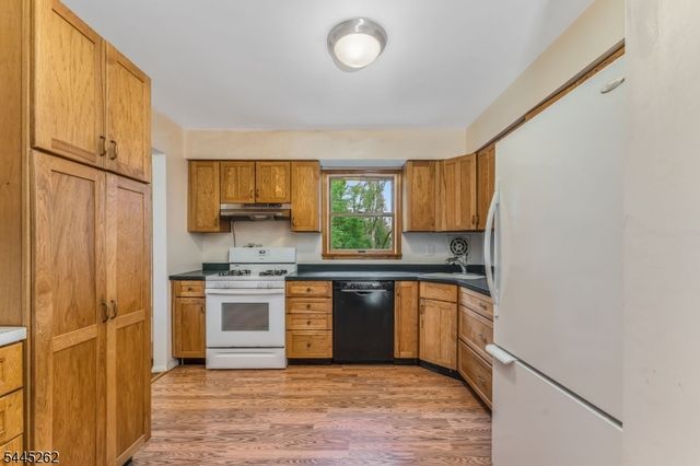 1065 Papen Rd, Bridgewater Twp., NJ 08807