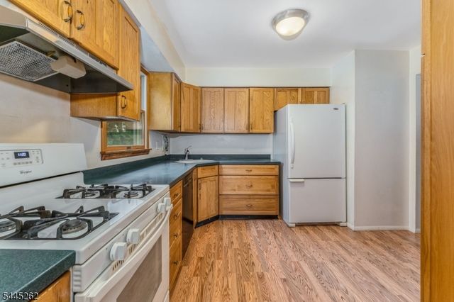 1065 Papen Rd, Bridgewater Twp., NJ 08807