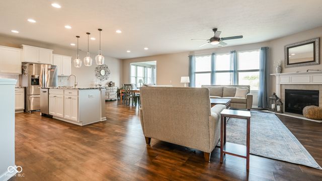 12556 Amber Star, Noblesville, IN 46060