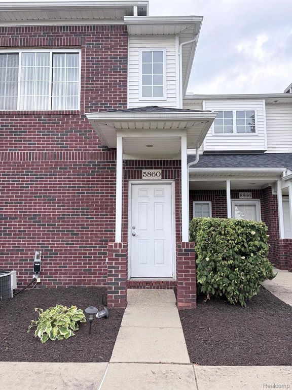 5860 Acorn Lane, Sterling Heights, MI 48314