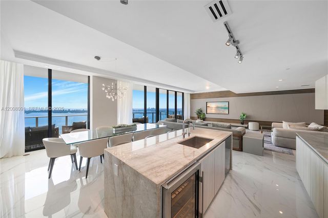 3131 NE 7th Ave PH5202, Miami, FL 33137