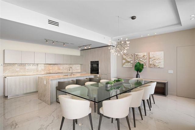 3131 NE 7th Ave PH5202, Miami, FL 33137