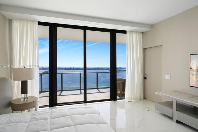 3131 NE 7th Ave PH5202, Miami, FL 33137