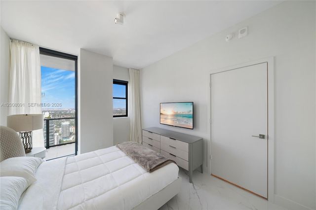 3131 NE 7th Ave PH5202, Miami, FL 33137