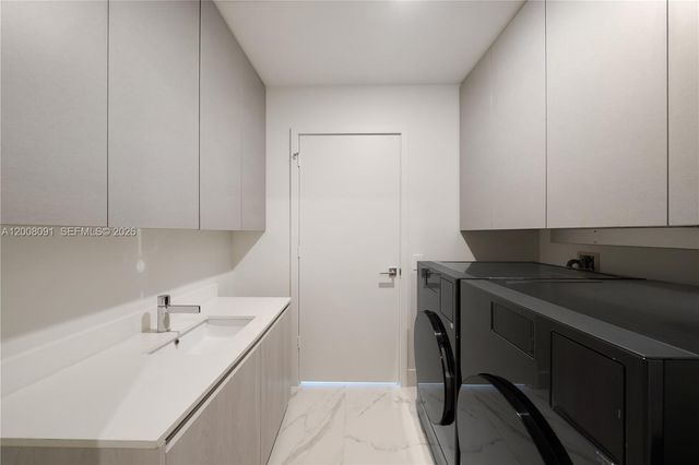 3131 NE 7th Ave PH5202, Miami, FL 33137