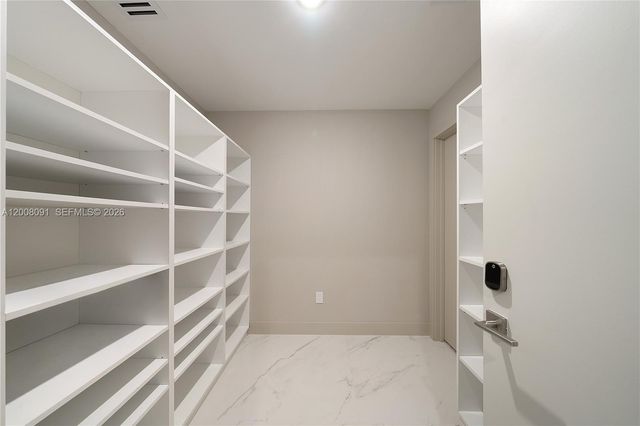 3131 NE 7th Ave PH5202, Miami, FL 33137