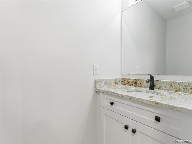 25927 New Forest Court, New Baltimore, MI 48051