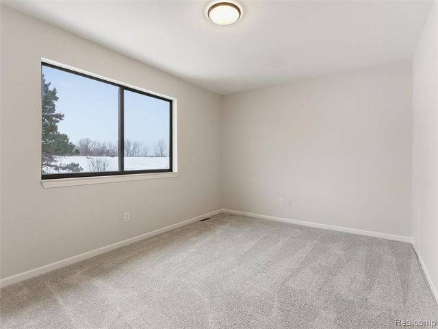 25927 New Forest Court, New Baltimore, MI 48051