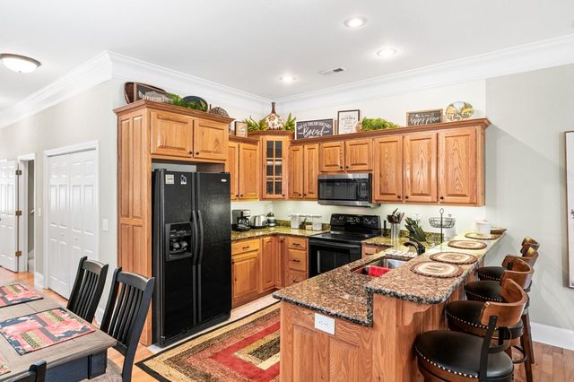 1724 Watercrest Way, Young Harris, GA 30582