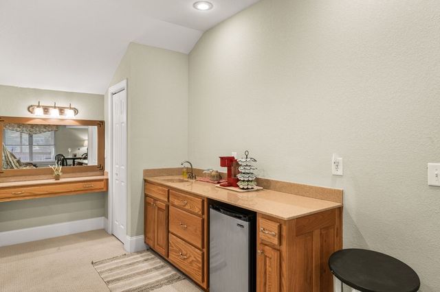 1724 Watercrest Way, Young Harris, GA 30582