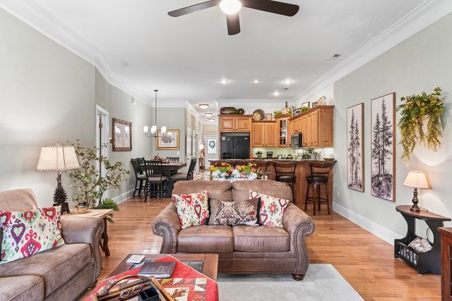 1724 Watercrest Way, Young Harris, GA 30582