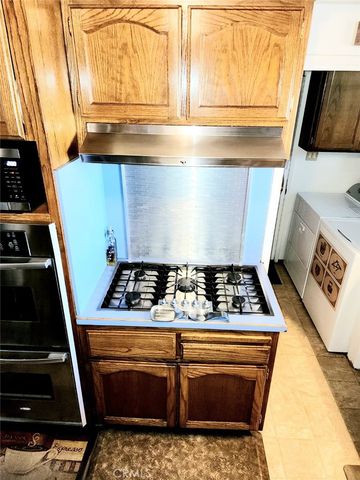 45428 13th W, Lancaster, CA 93534