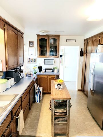 45428 13th W, Lancaster, CA 93534