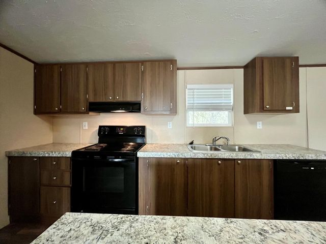16900 Fagerquist RD, Del Valle, TX 78617
