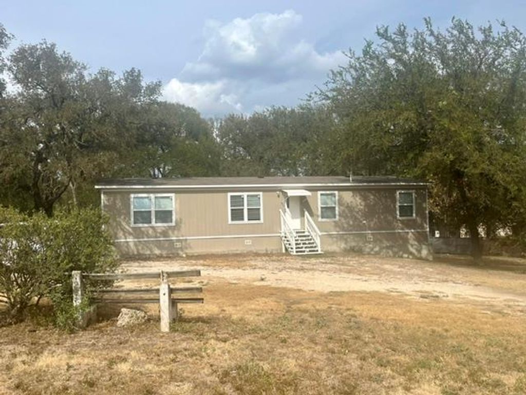 16900 Fagerquist RD, Del Valle, TX 78617