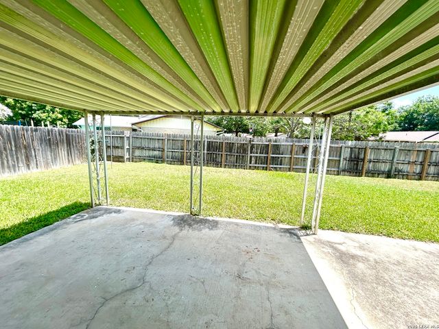 116 Roundtree, Schertz, TX 78154