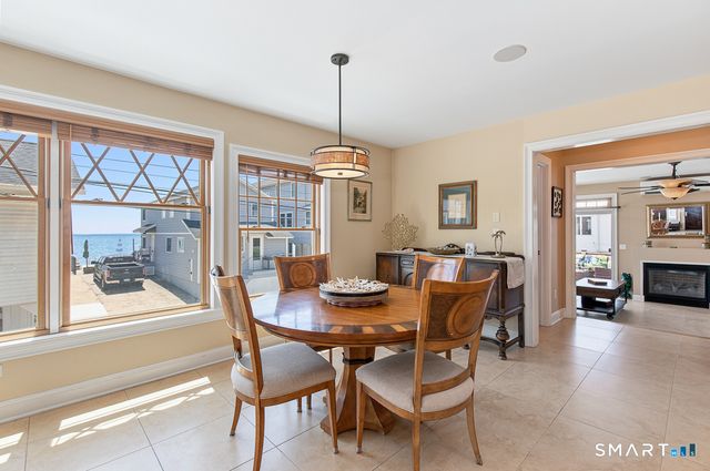 41 Deerfield Avenue, Milford, CT 06460