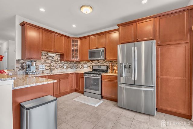 25 Campbell Street, South Plainfield, NJ 07080