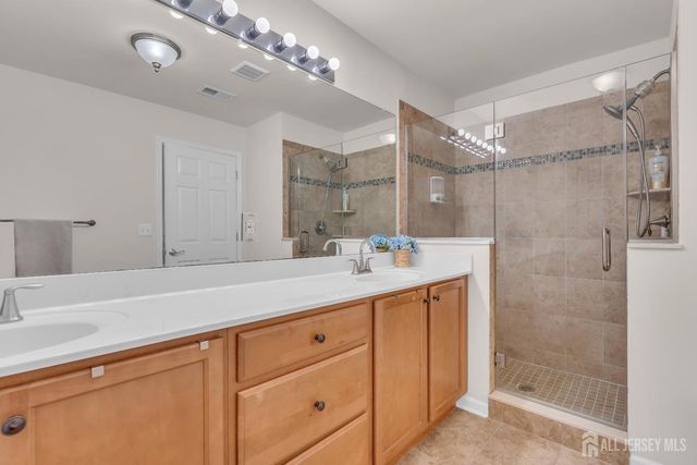 25 Campbell Street, South Plainfield, NJ 07080