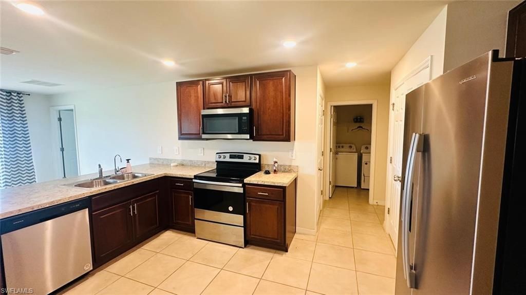 3903 16th ST SW, LEHIGH ACRES, FL 33976 — photo 5