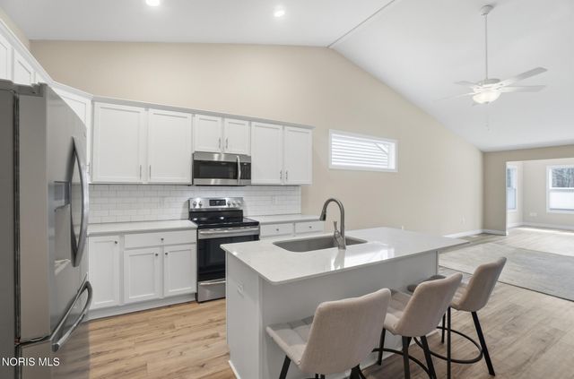 7233 Turncreek Drive, Toledo, OH 43615