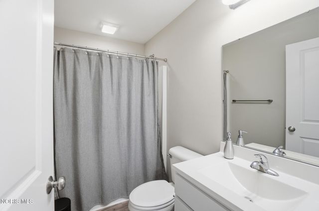 7233 Turncreek Drive, Toledo, OH 43615