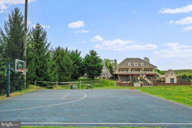 101 BROOKSIDE LN, Gettysburg, PA 17325