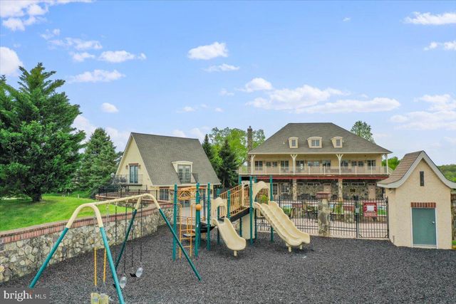 101 BROOKSIDE LN, Gettysburg, PA 17325