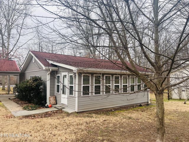 352 Lakeview Drive, Crossville, TN 38558