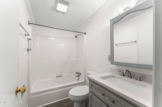 352 Lakeview Drive, Crossville, TN 38558