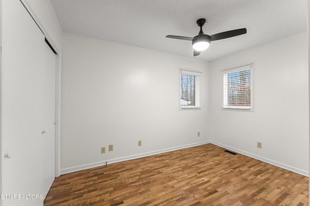 352 Lakeview Drive, Crossville, TN 38558