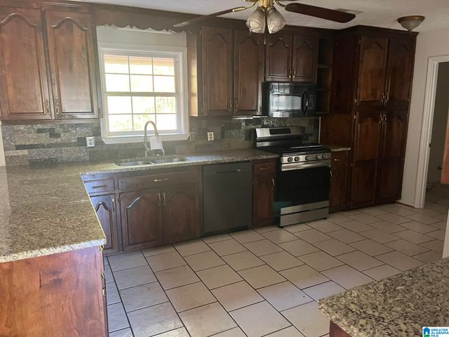 6111 FAWNHURST DRIVE, Anniston, AL 36206