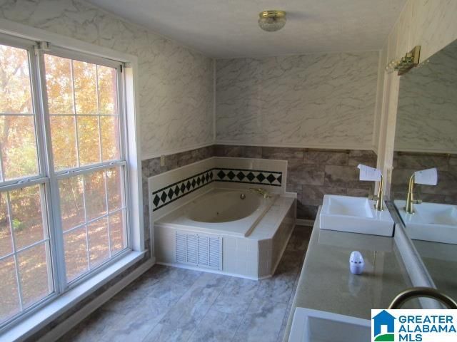 6111 FAWNHURST DRIVE, Anniston, AL 36206